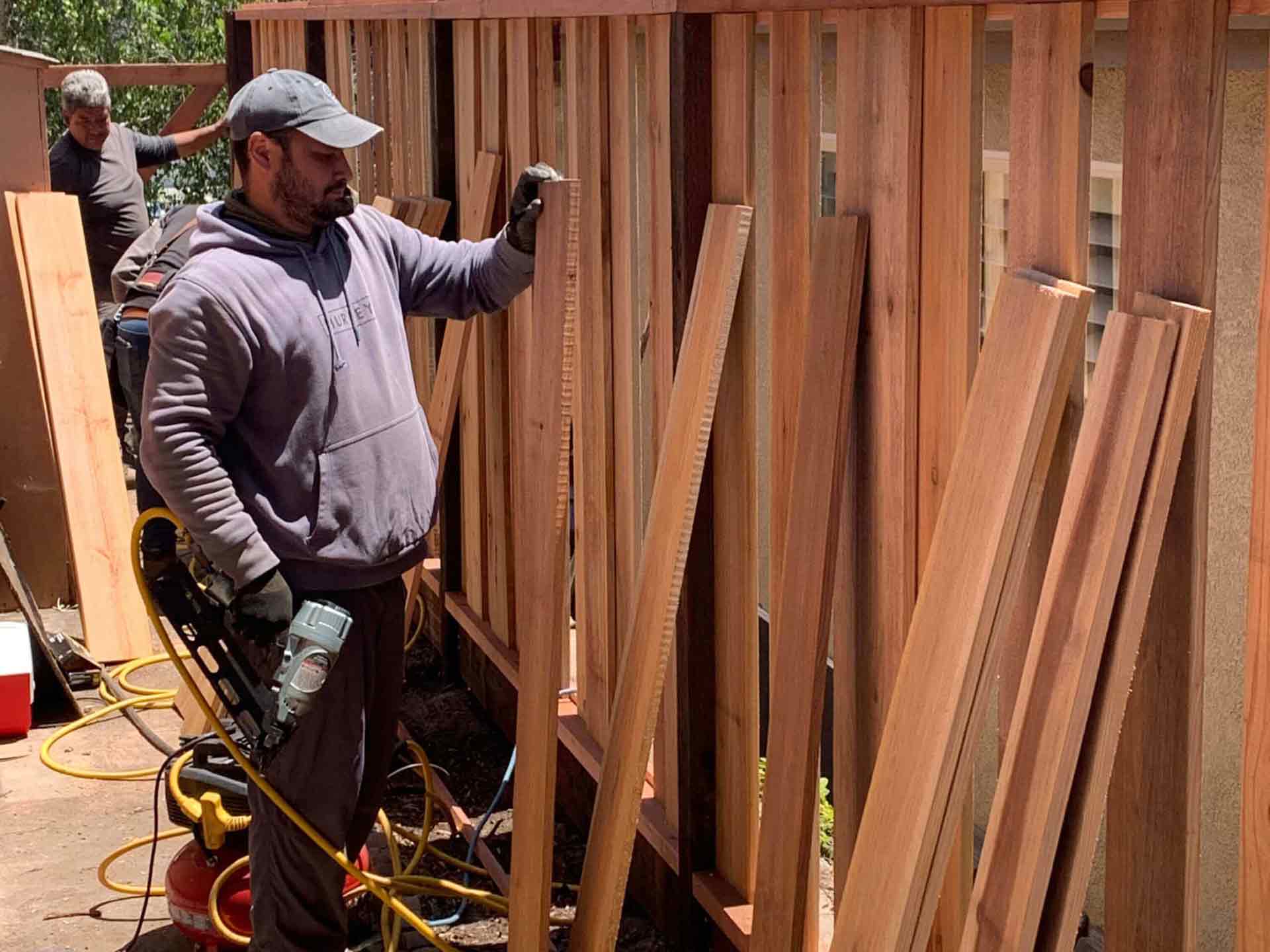Handyman Services - handyman Anderson CA, fence repair Redding, pressure washing Shasta County, gutter cleaning, handyman services near me